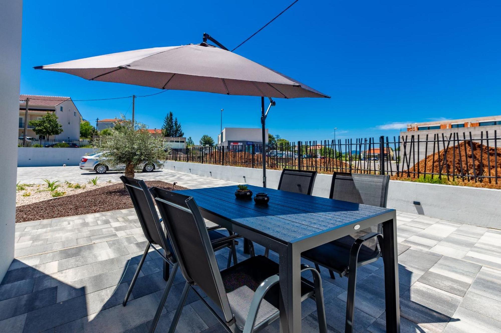 Casa Mia Apartments With Parking Zadar Room photo