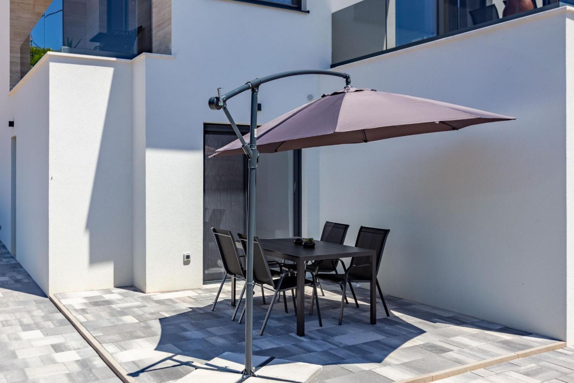 Casa Mia Apartments With Parking Zadar Room photo
