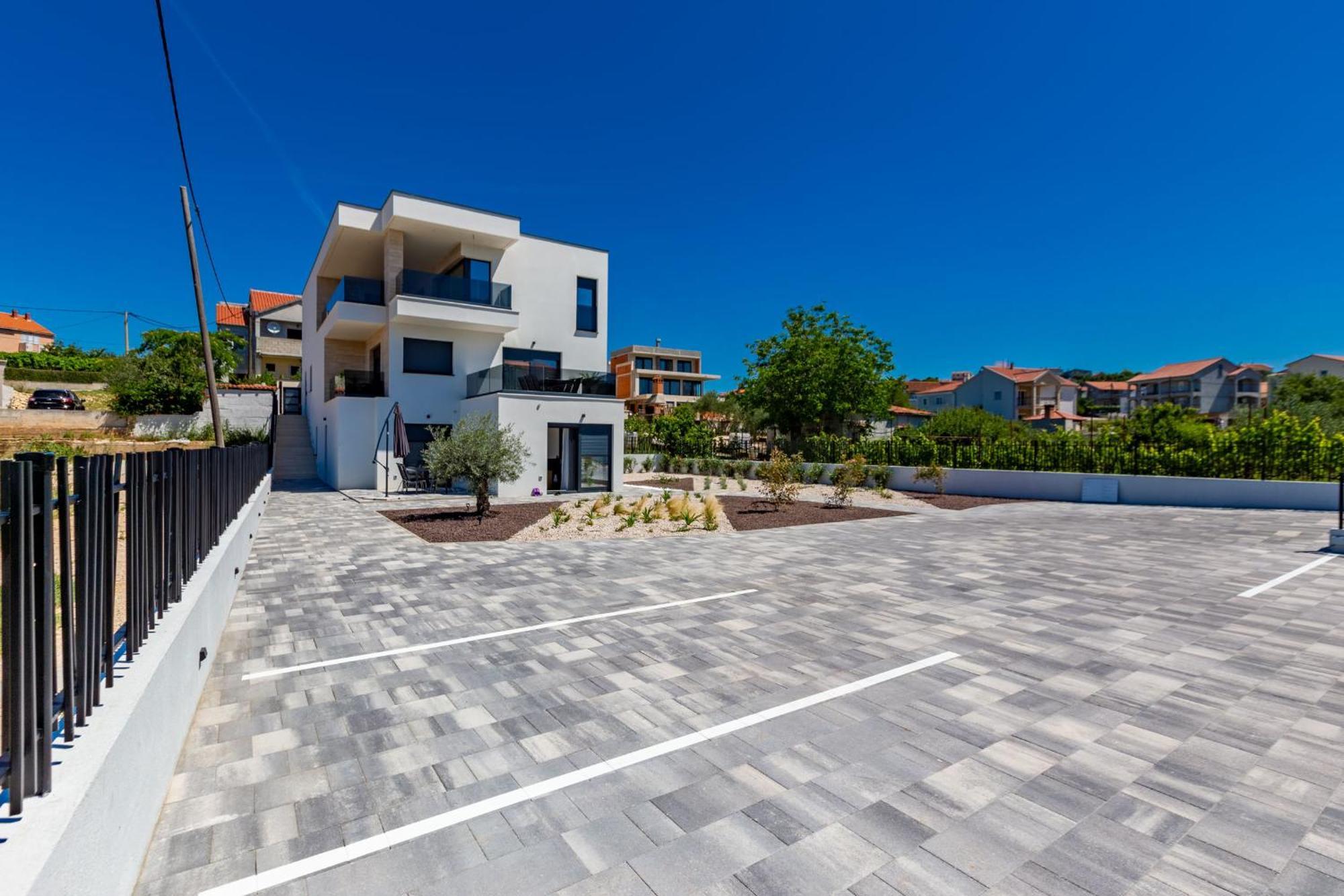Casa Mia Apartments With Parking Zadar Exterior photo
