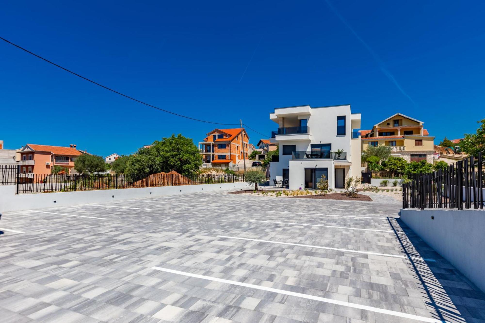 Casa Mia Apartments With Parking Zadar Exterior photo