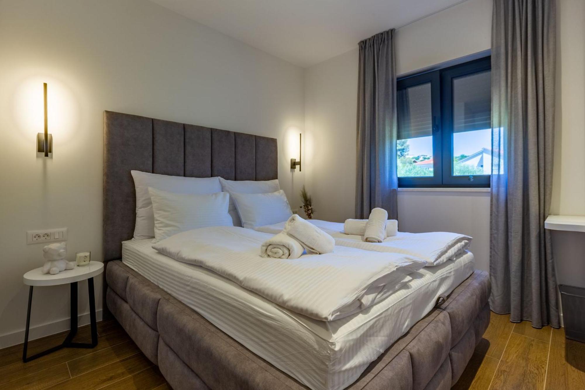 Casa Mia Apartments With Parking Zadar Exterior photo