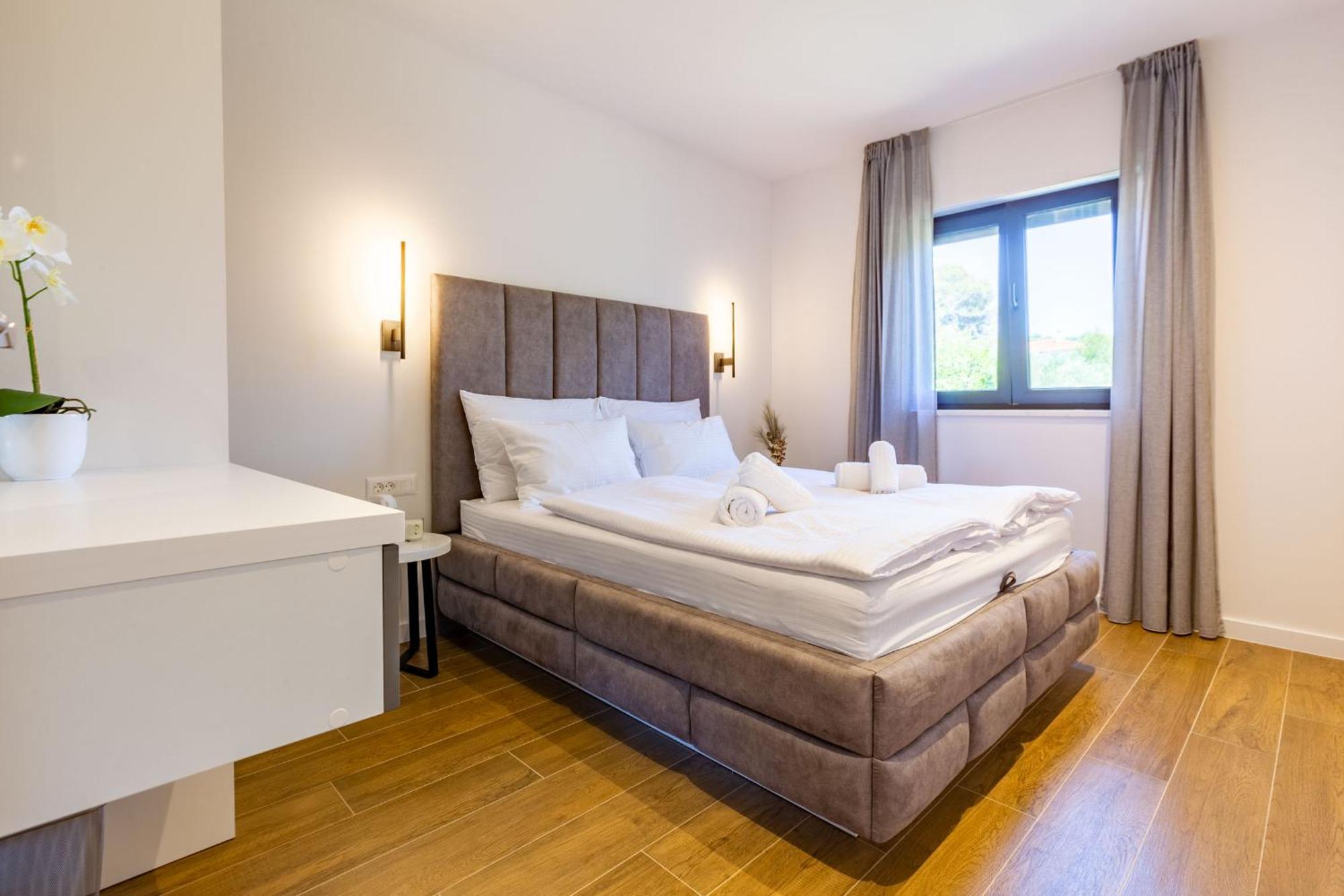 Casa Mia Apartments With Parking Zadar Exterior photo